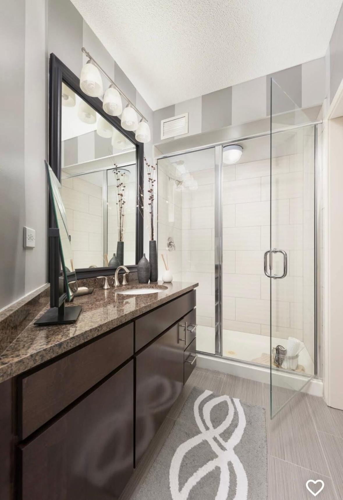 Live Like A King In Chicago