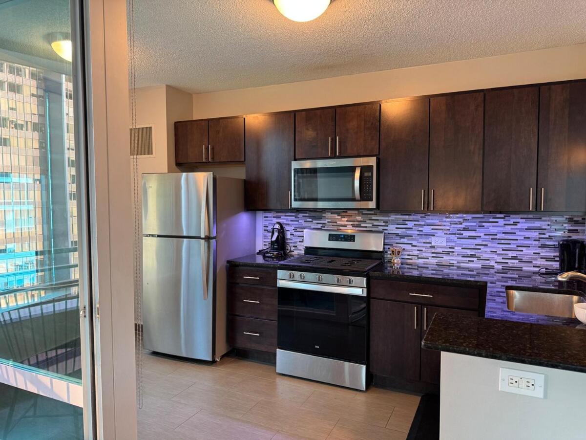 Apartment Live Like A King In