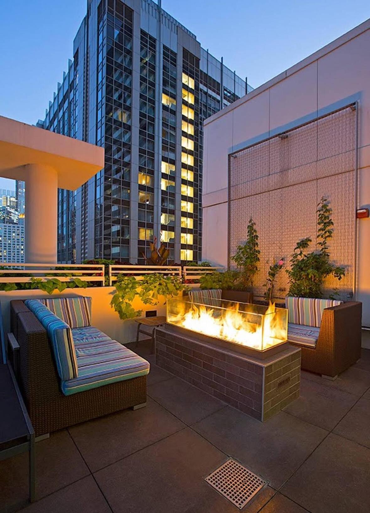 Apartment Live Like A King In *