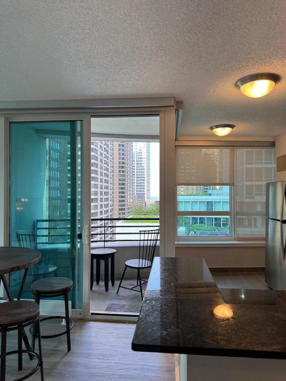 Live Like A King In Chicago