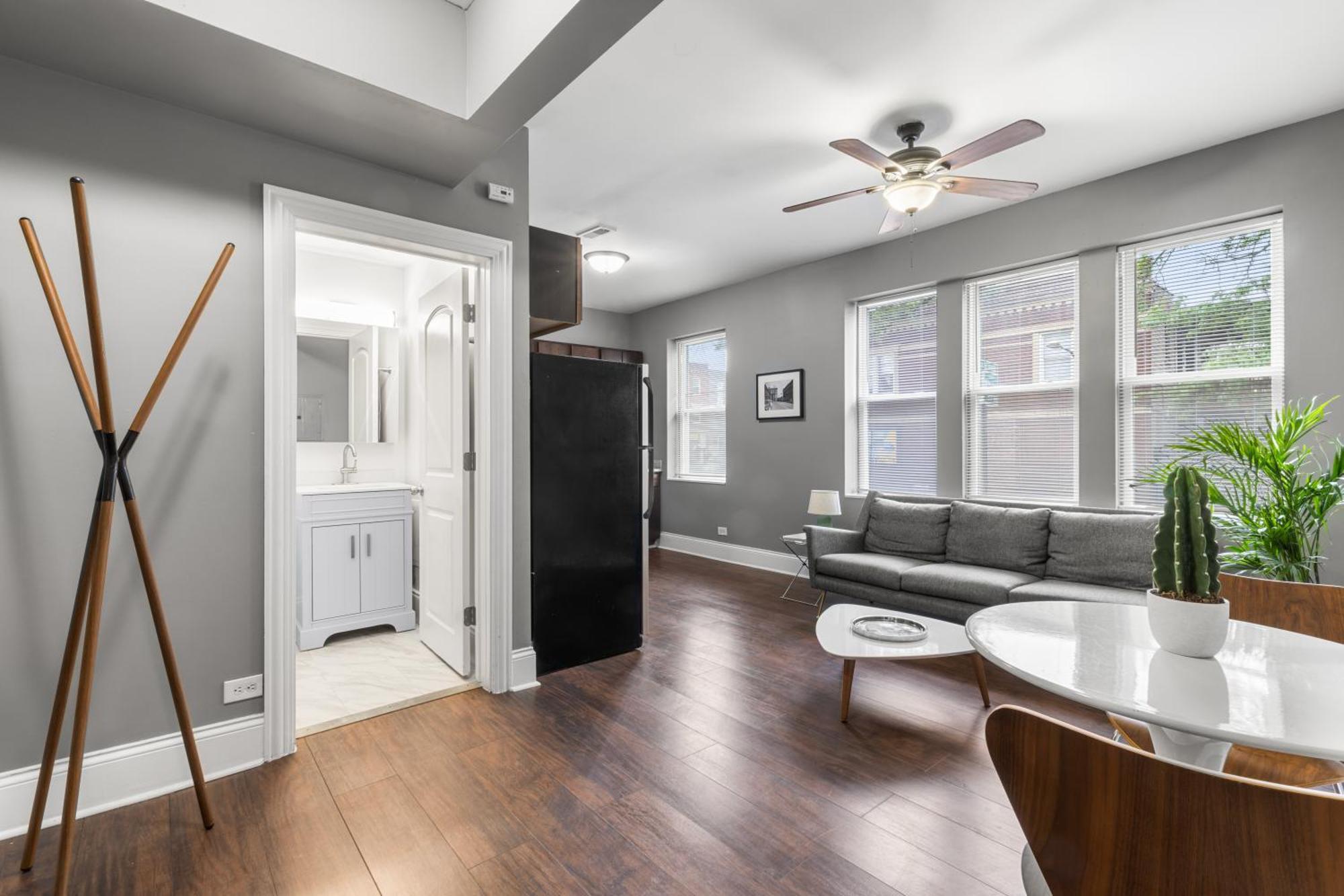 Private In Stylish Humboldt Park Retreat Aparthotel Chicago
