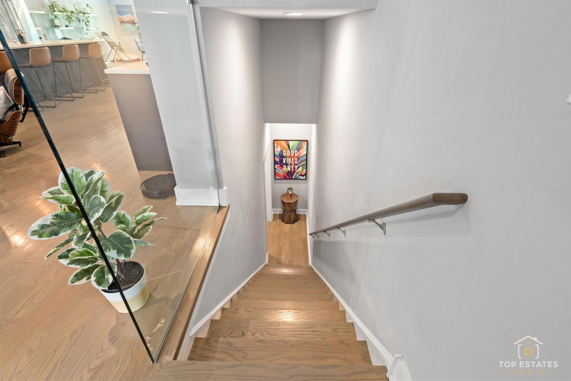 Urban Oasis - Great For Families With Kids Apartment