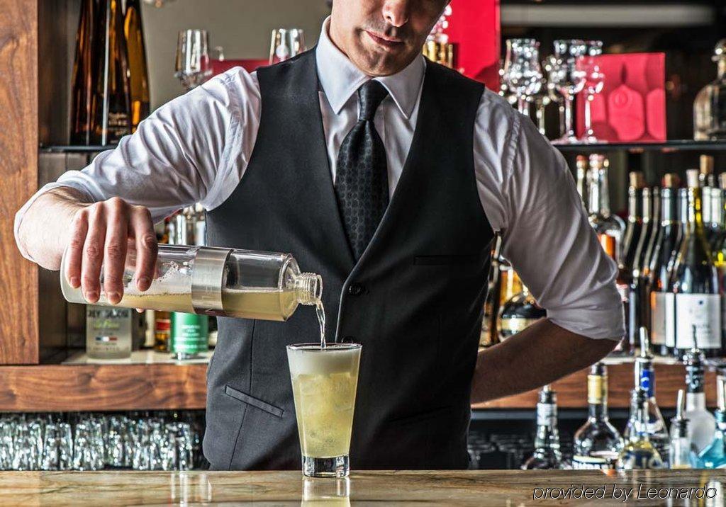 Godfrey Hotel