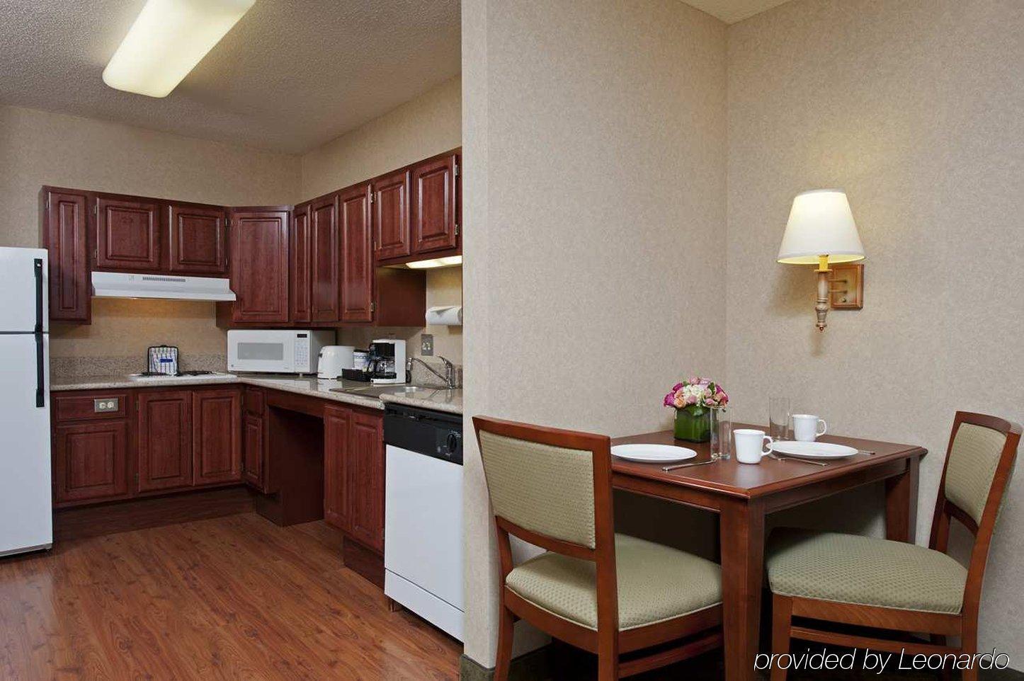 Hotel Homewood By Hilton Downtown 3*
