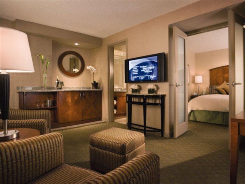 Hotel Omni Chicago