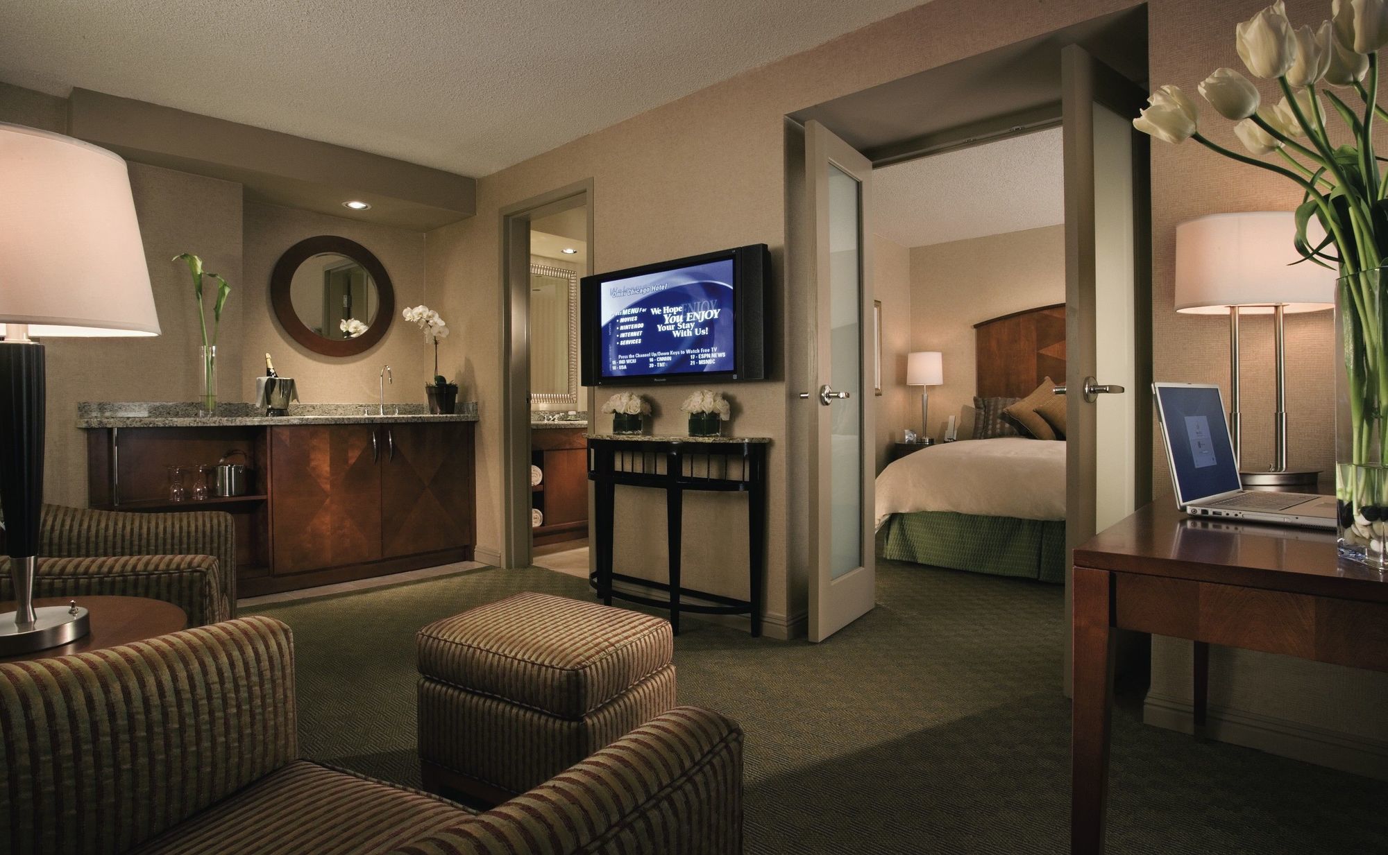 Hotel Omni Chicago