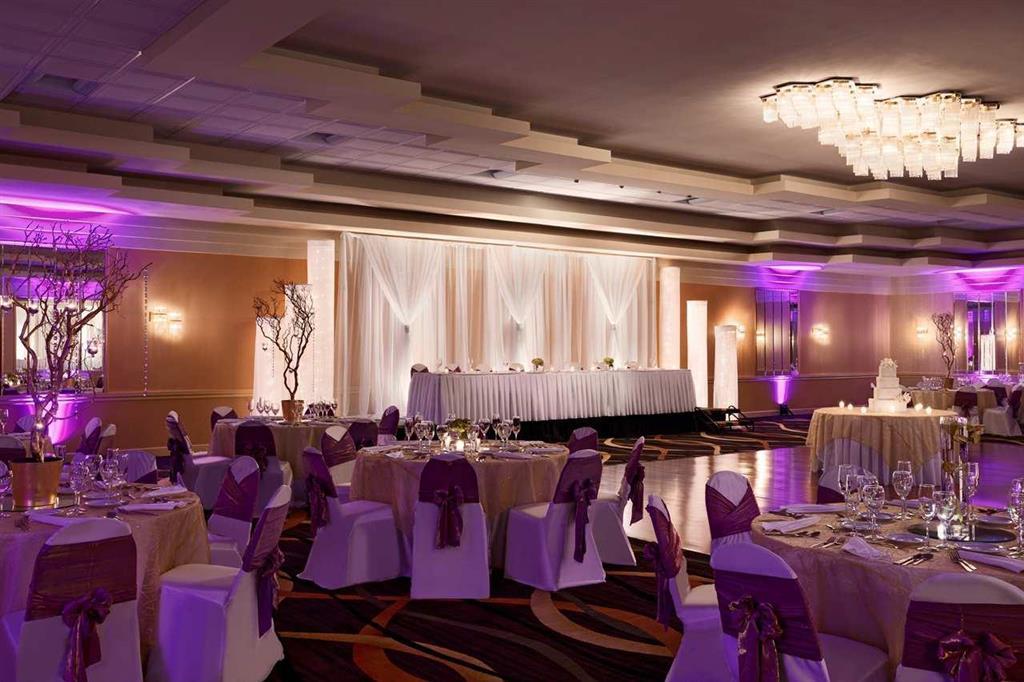 Hilton Chicago/oak Lawn Hotel Oak Lawn
