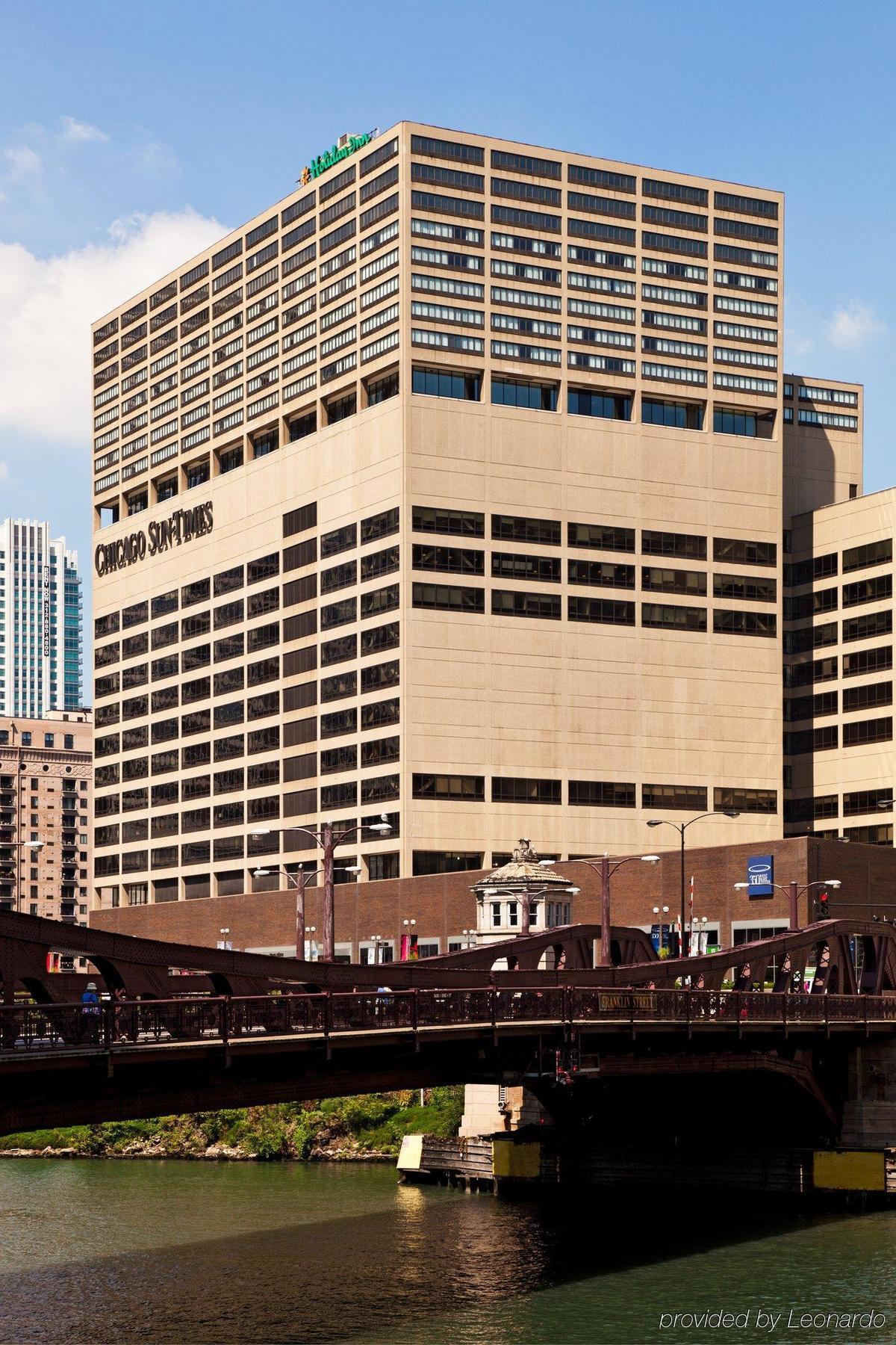 Holiday Mart Plaza River North, An Ihg Hotel 4*