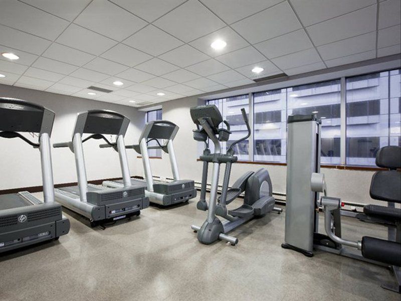 Hampton Downtown/magnificent Mile Hotel 3*