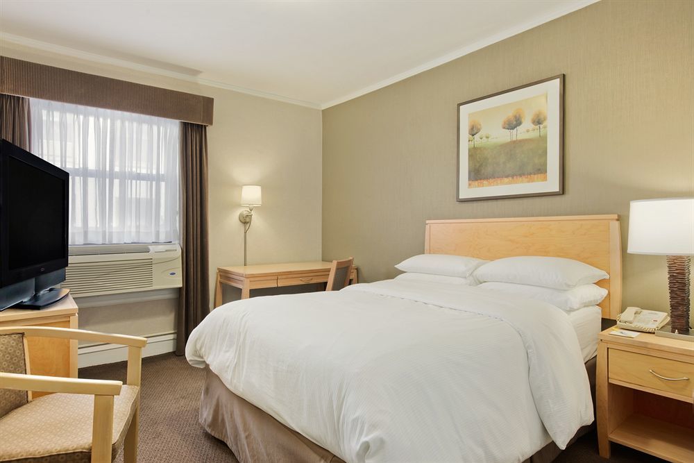 Versey Lincoln Park Hotel Chicago