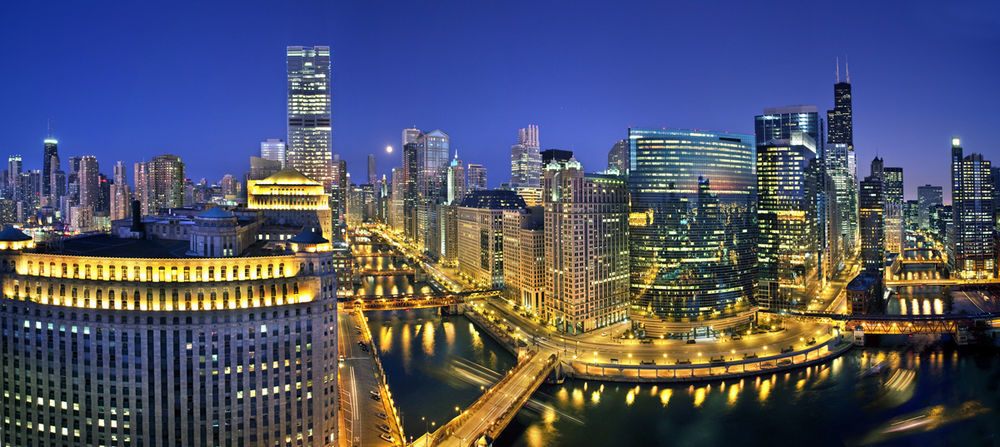 Holiday Mart Plaza River North, An Ihg Hotel