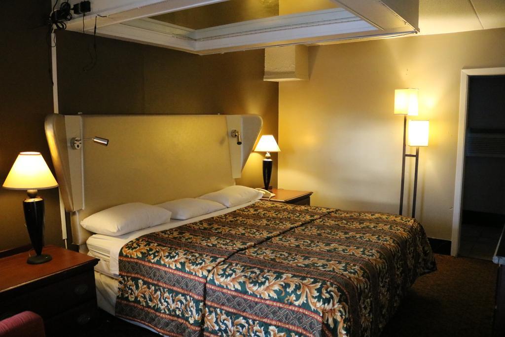 Motel Miami &