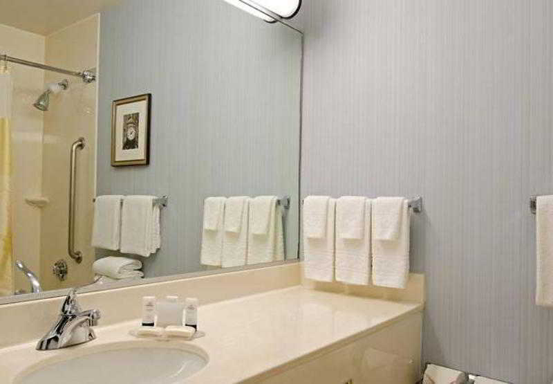 Fairfield And Downtown/ Magnificent Mile 3* Chicago