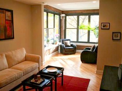 Roscoe Village Hotel 3*