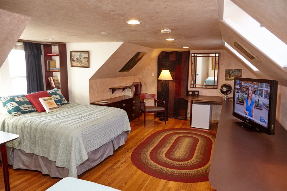Bed & Breakfast Ray's Bucktown 3*