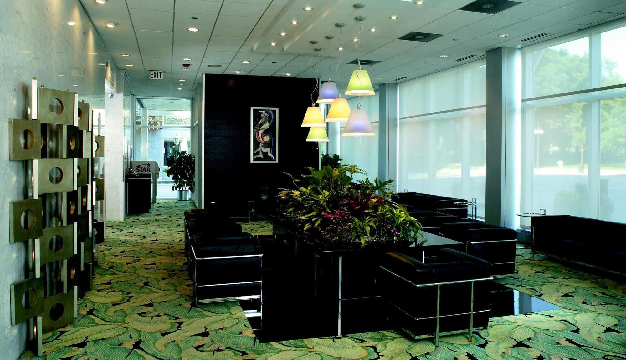Le Meridien Essex Hotel 4*