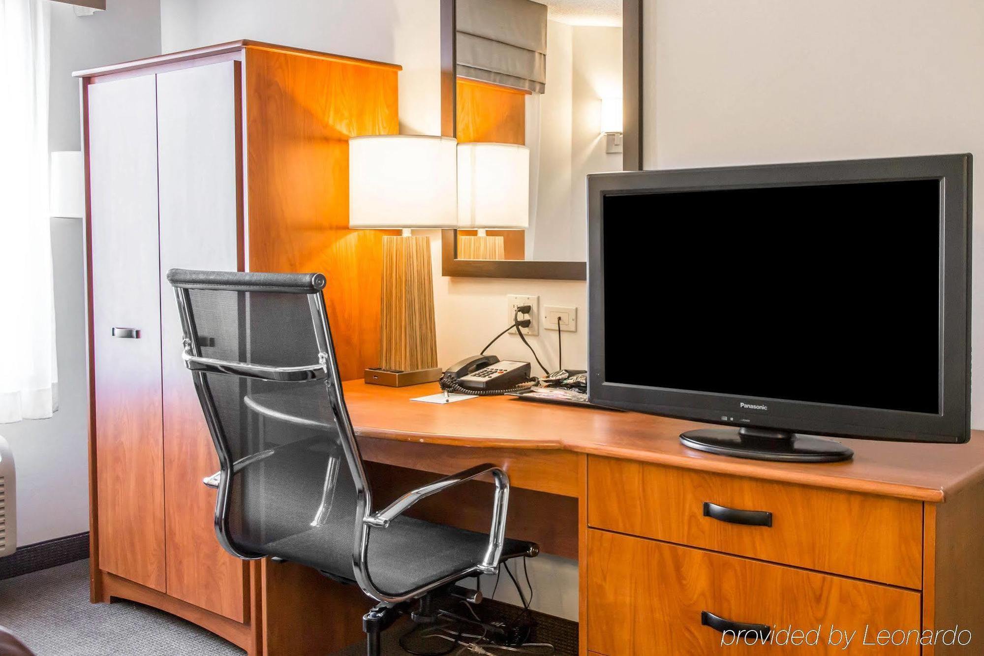 Sleep Midway Airport Inn