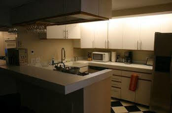 Roscoe Village 3*