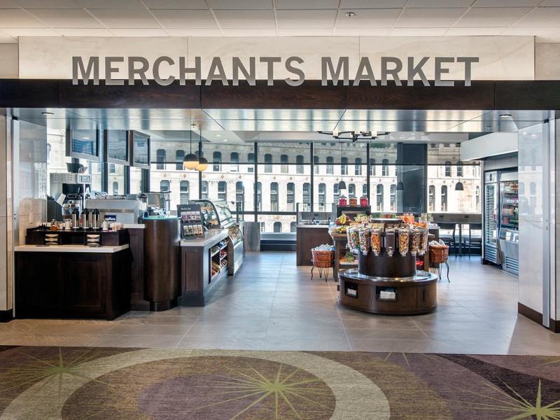 Holiday Mart Plaza River North, An Ihg Hotel 4*