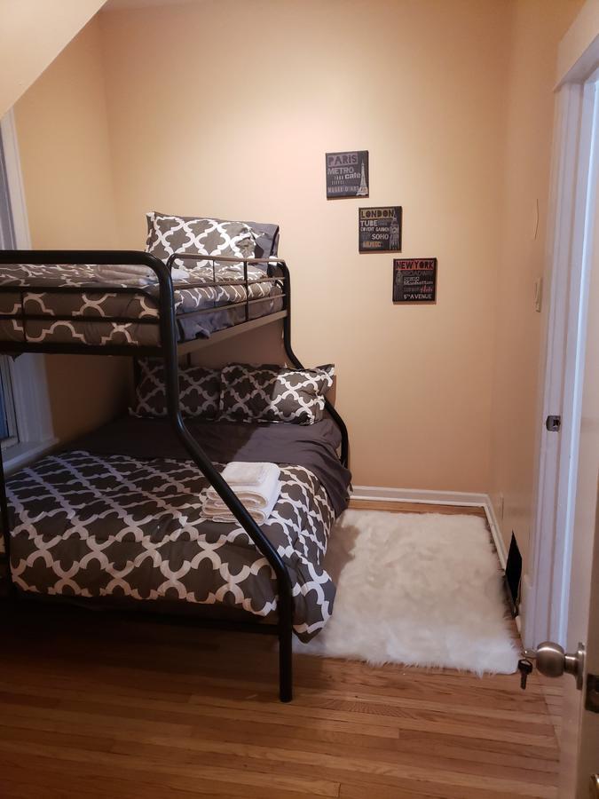 Wrigley Guest house Chicago