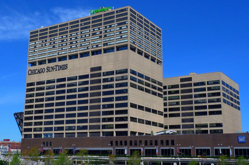 Holiday Mart Plaza River North, An Ihg 4*