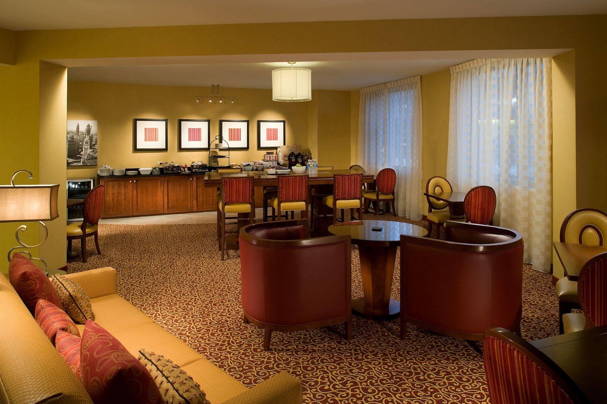 Courtyard By Marriott At Medical District-uic 3* Chicago