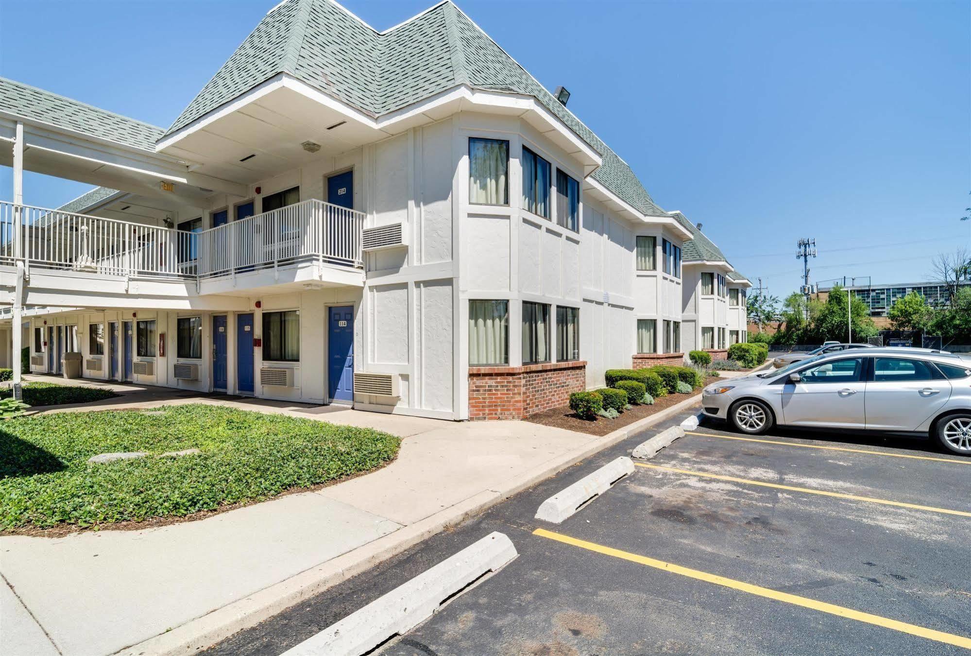 6-schiller Park, Il - Chicago O'hare Hotel 2*