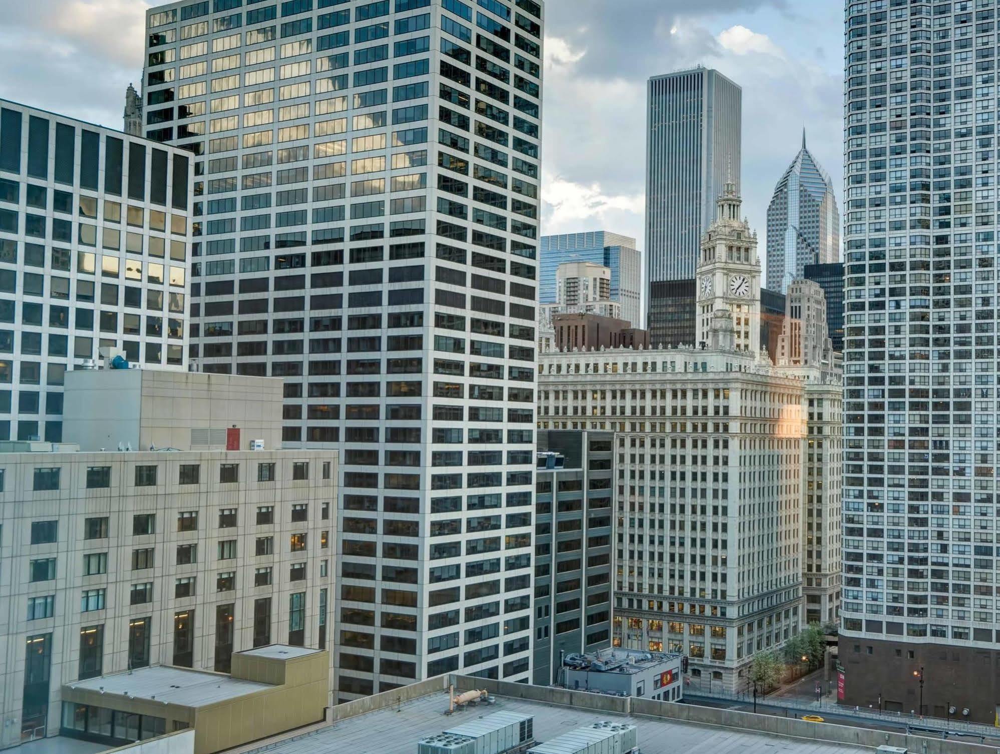 Hotel Homewood By Hilton Downtown Chicago