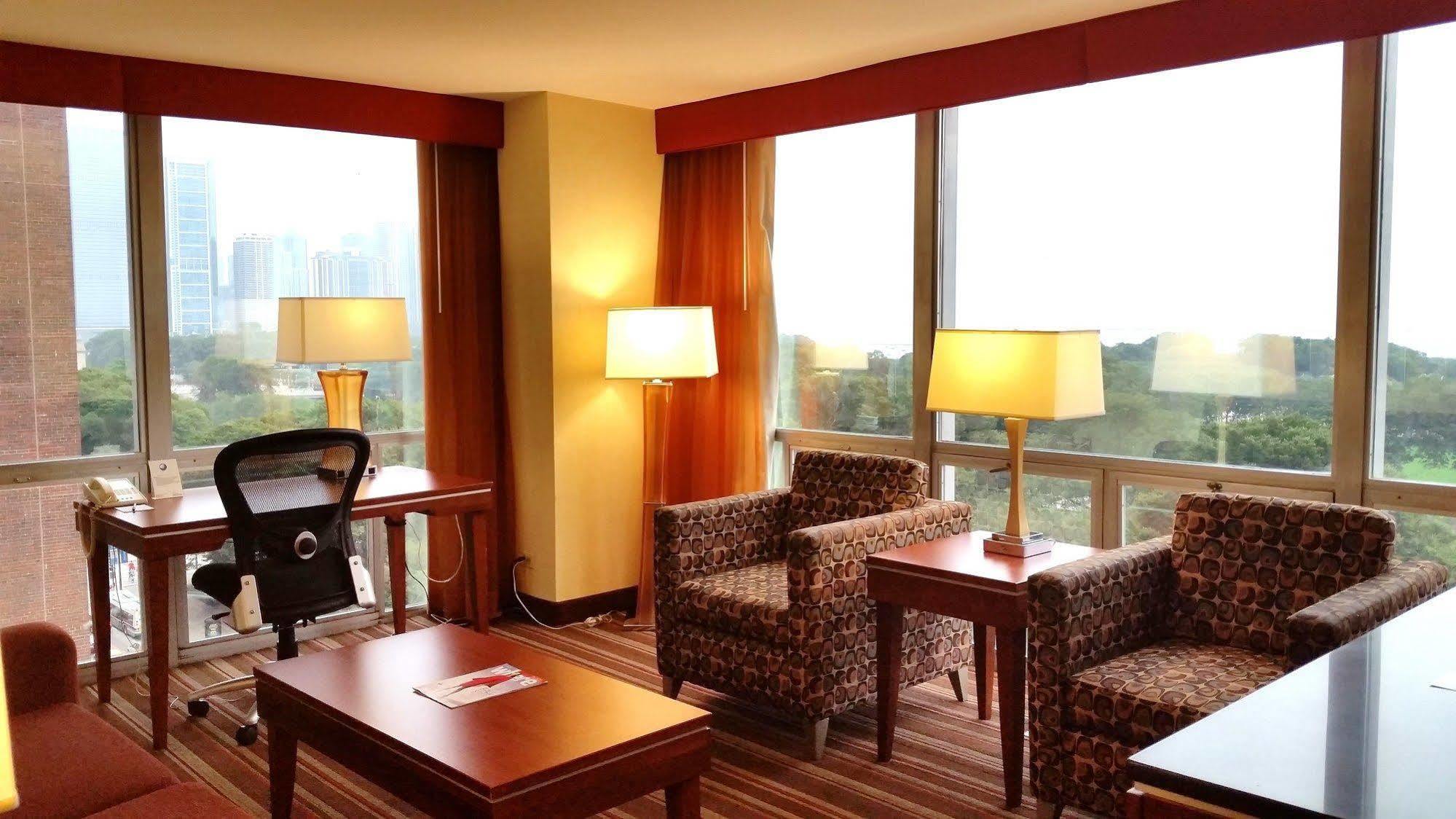 Le Meridien Essex Hotel 4*