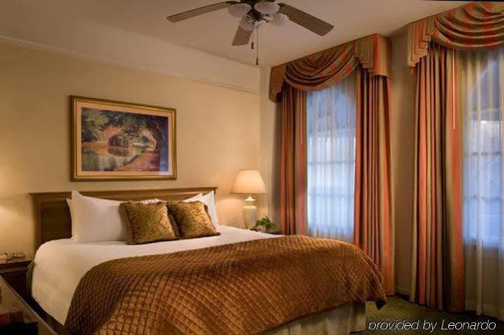 The Willows Hotel Chicago