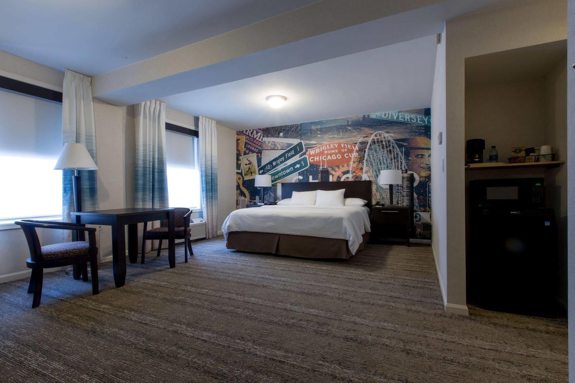Hotel Versey Lincoln Park 3*