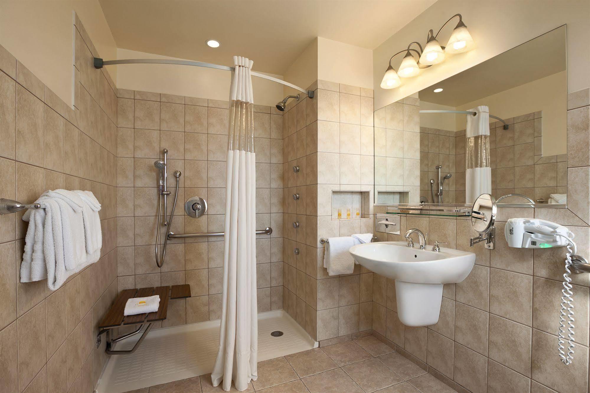 Versey Lincoln Park 3*