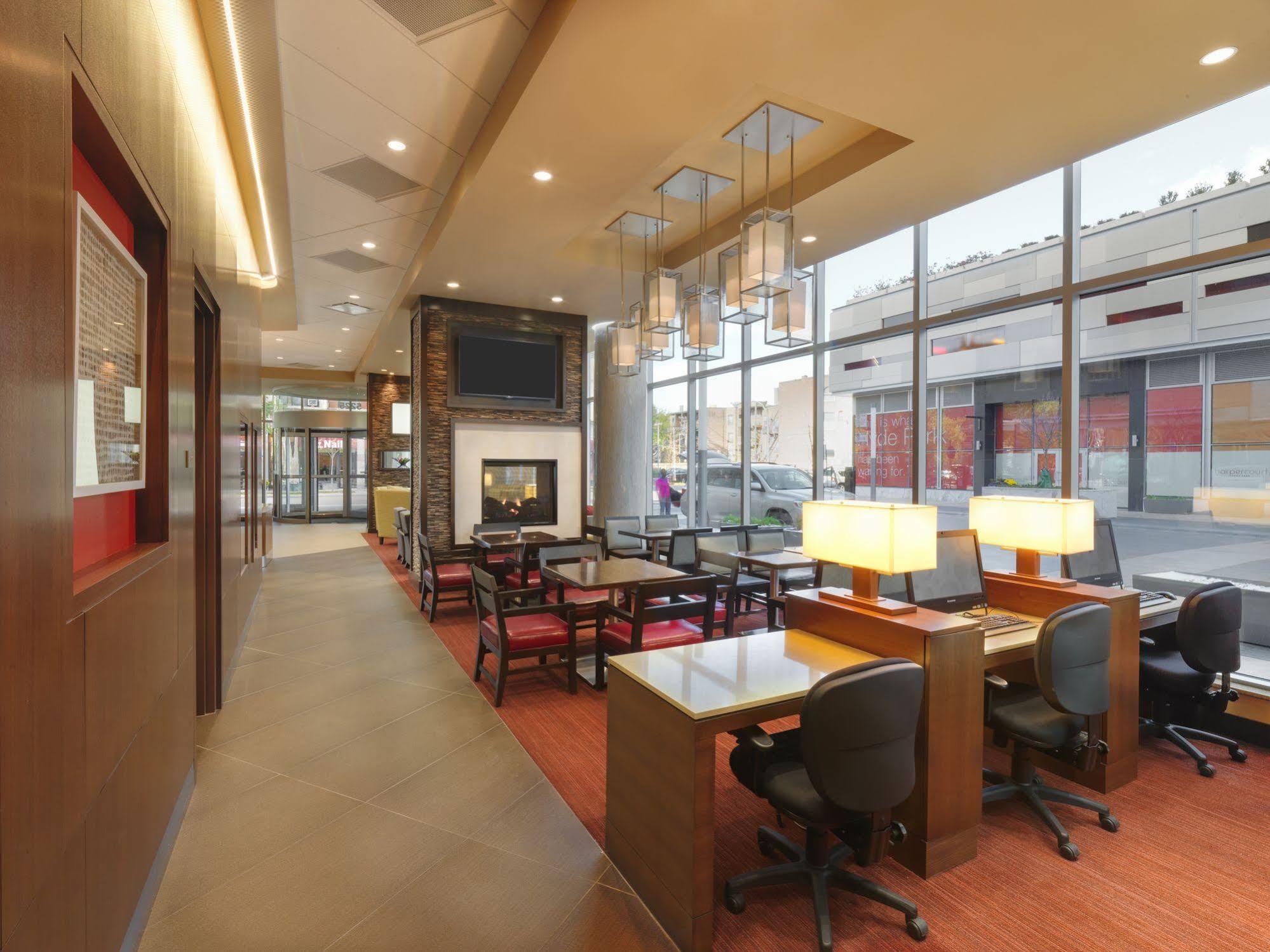 Hyatt Place Chicago-south/university Medical Center Hotel 3*