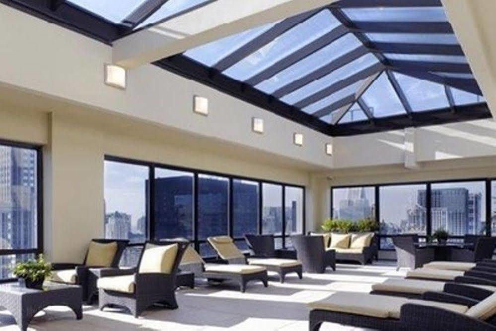 Hotel Corporate Suites Network At Columbus Plaza Chicago