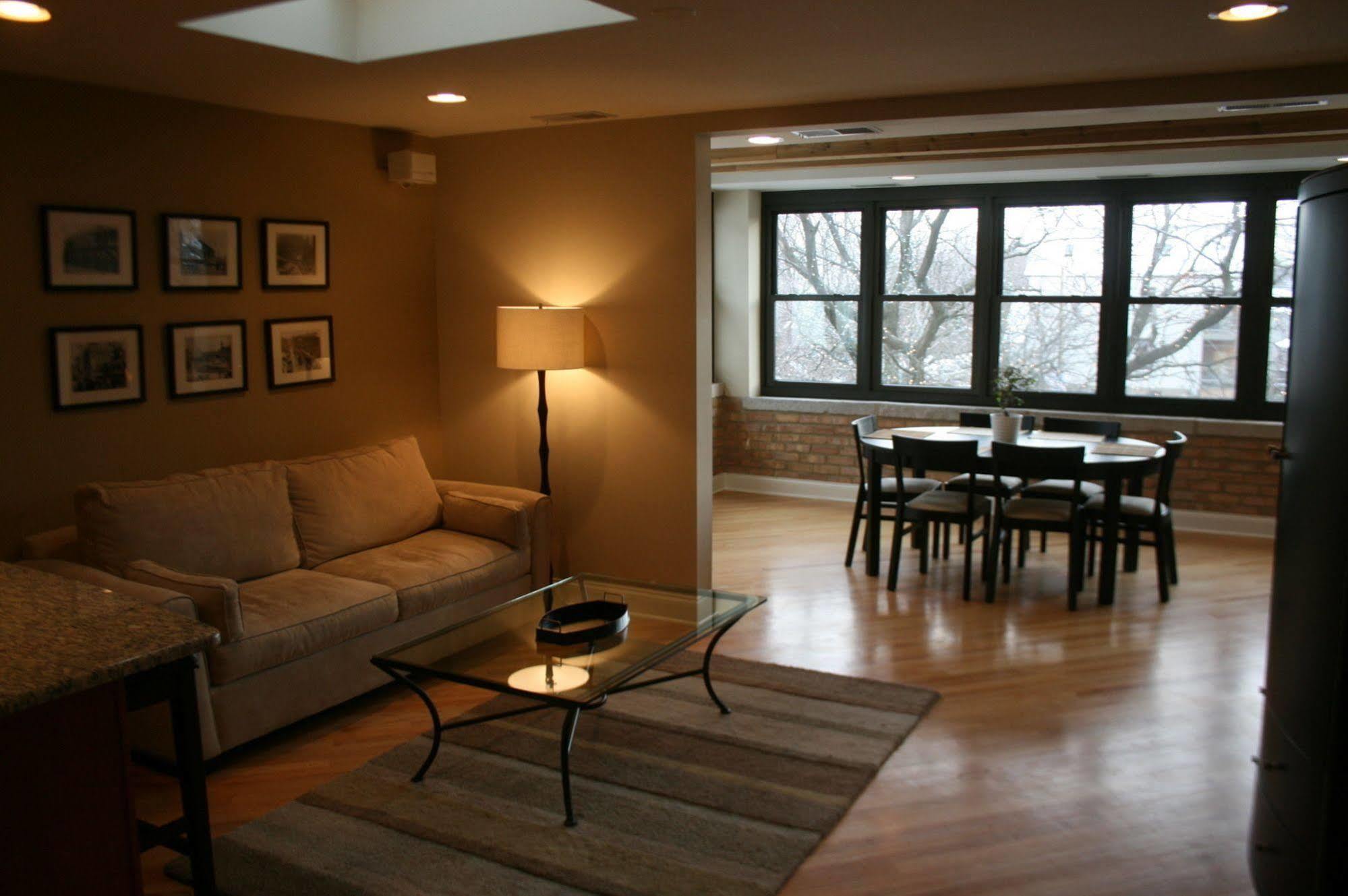 Hotel Roscoe Village Chicago