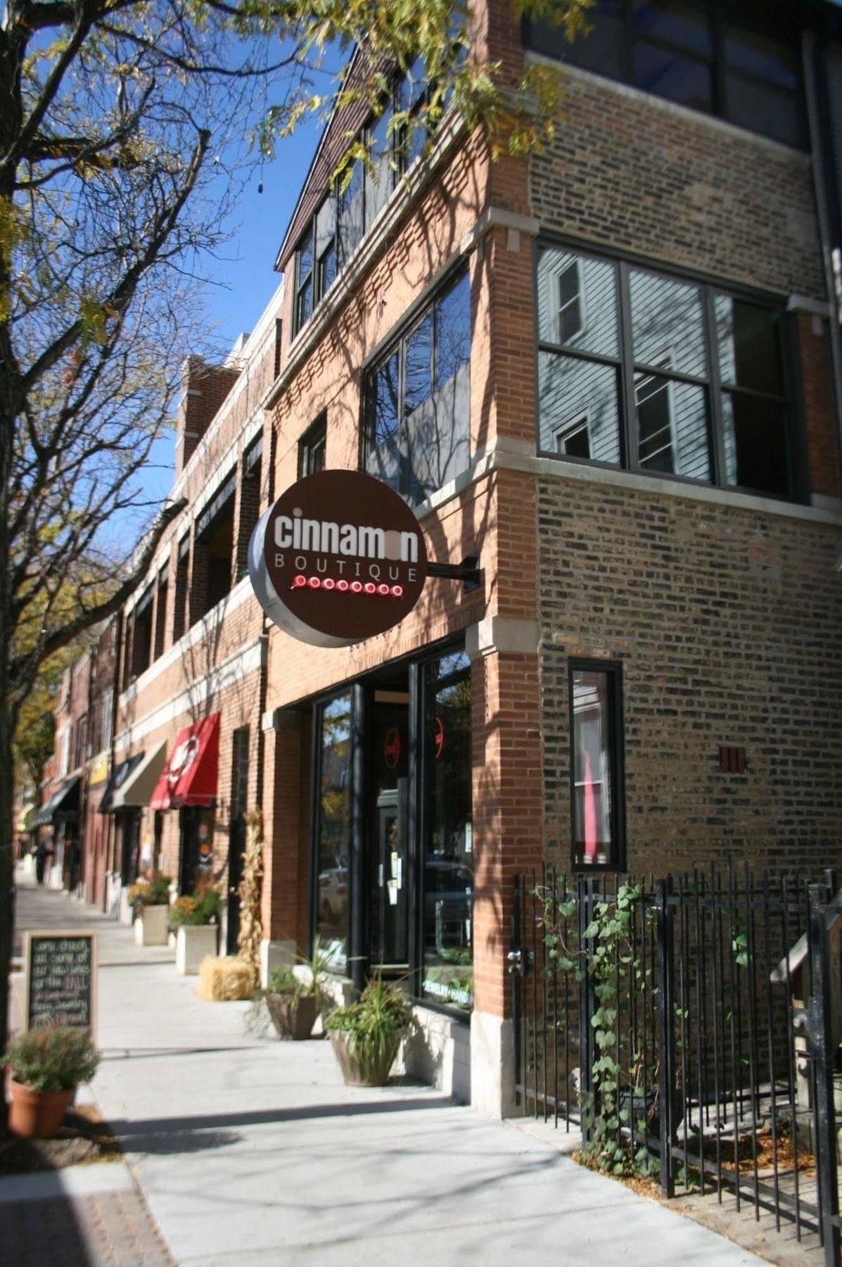Roscoe Village Hotel 3*
