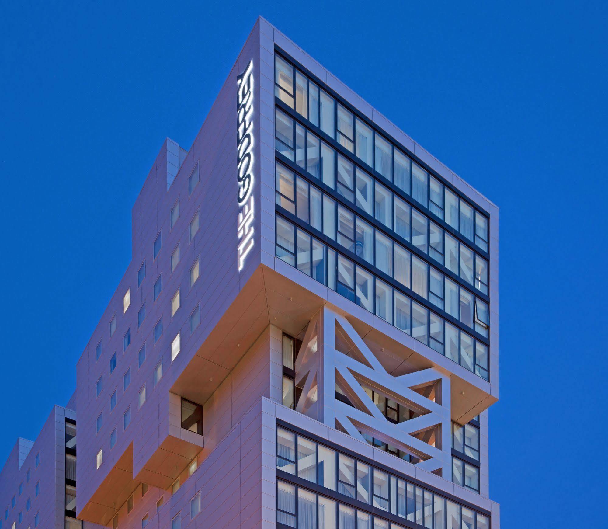 Hotel Godfrey Chicago