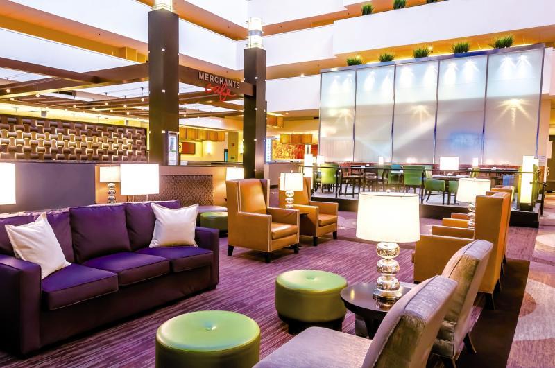 Hotel Holiday Mart Plaza River North, An Ihg 4*