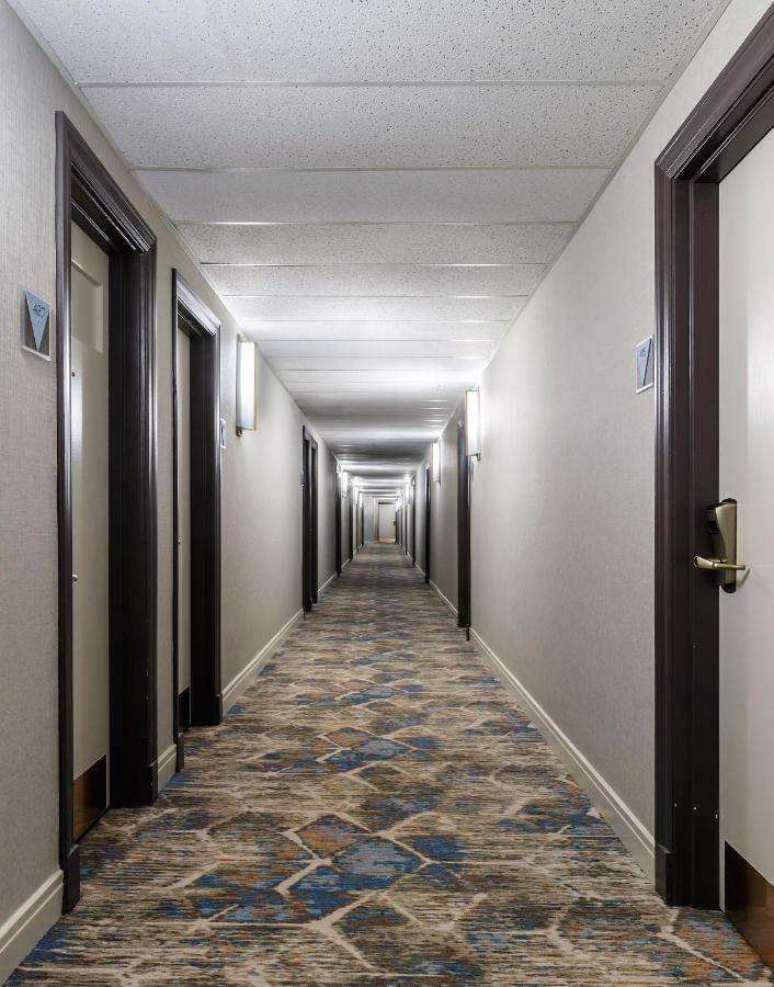 Hotel Versey Lincoln Park 3*