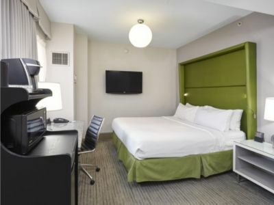 Holiday Express - Magnificent Mile By Ihg Hotel