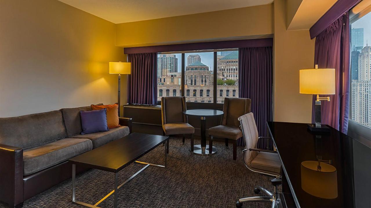 Hotel Holiday Mart Plaza River North, An Ihg Chicago