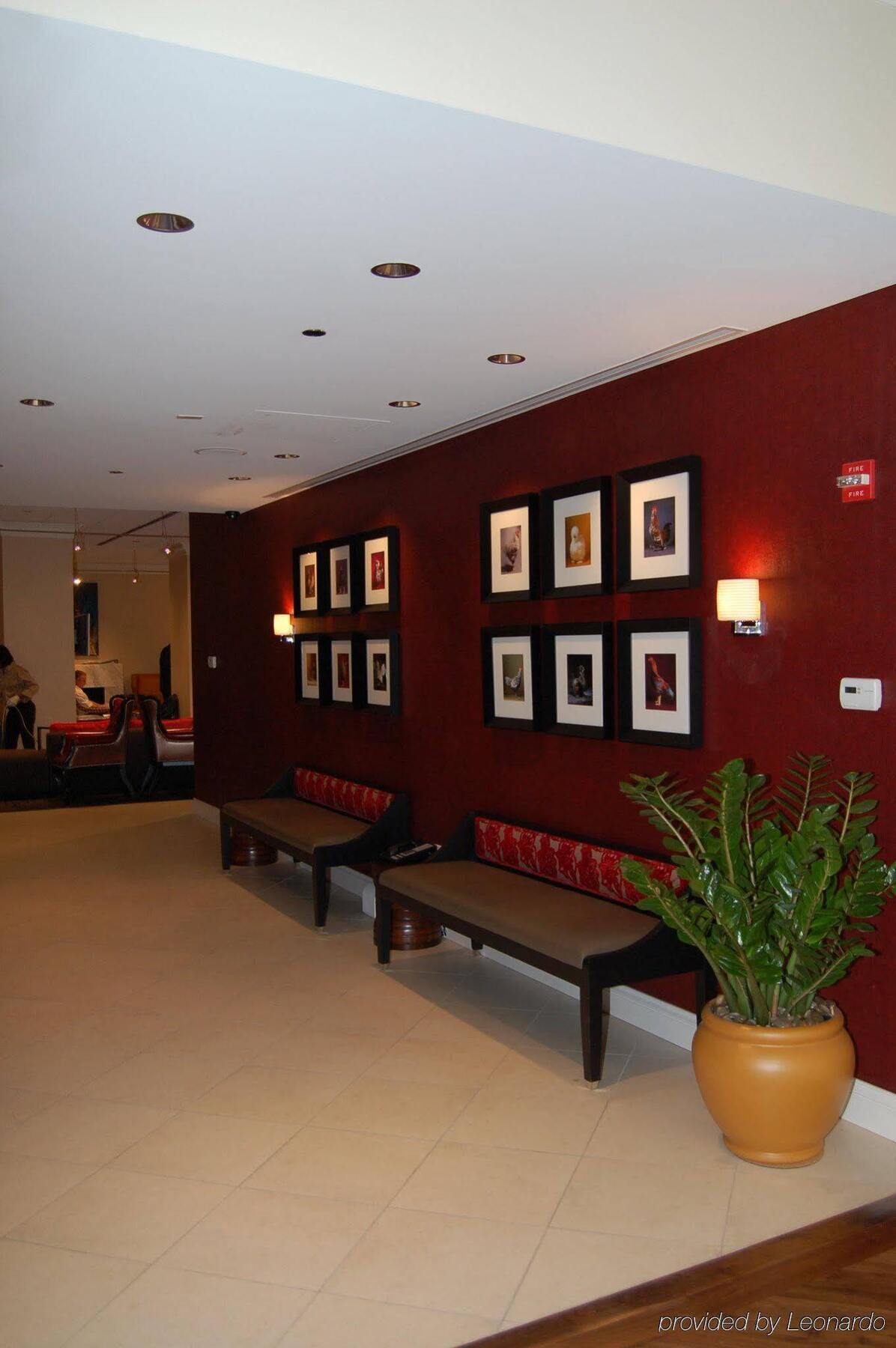 Holiday Express - Magnificent Mile By Ihg Hotel