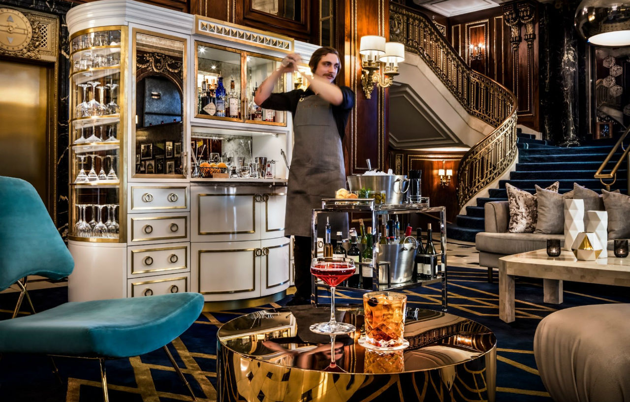 The Blackstone, Autograph Collection