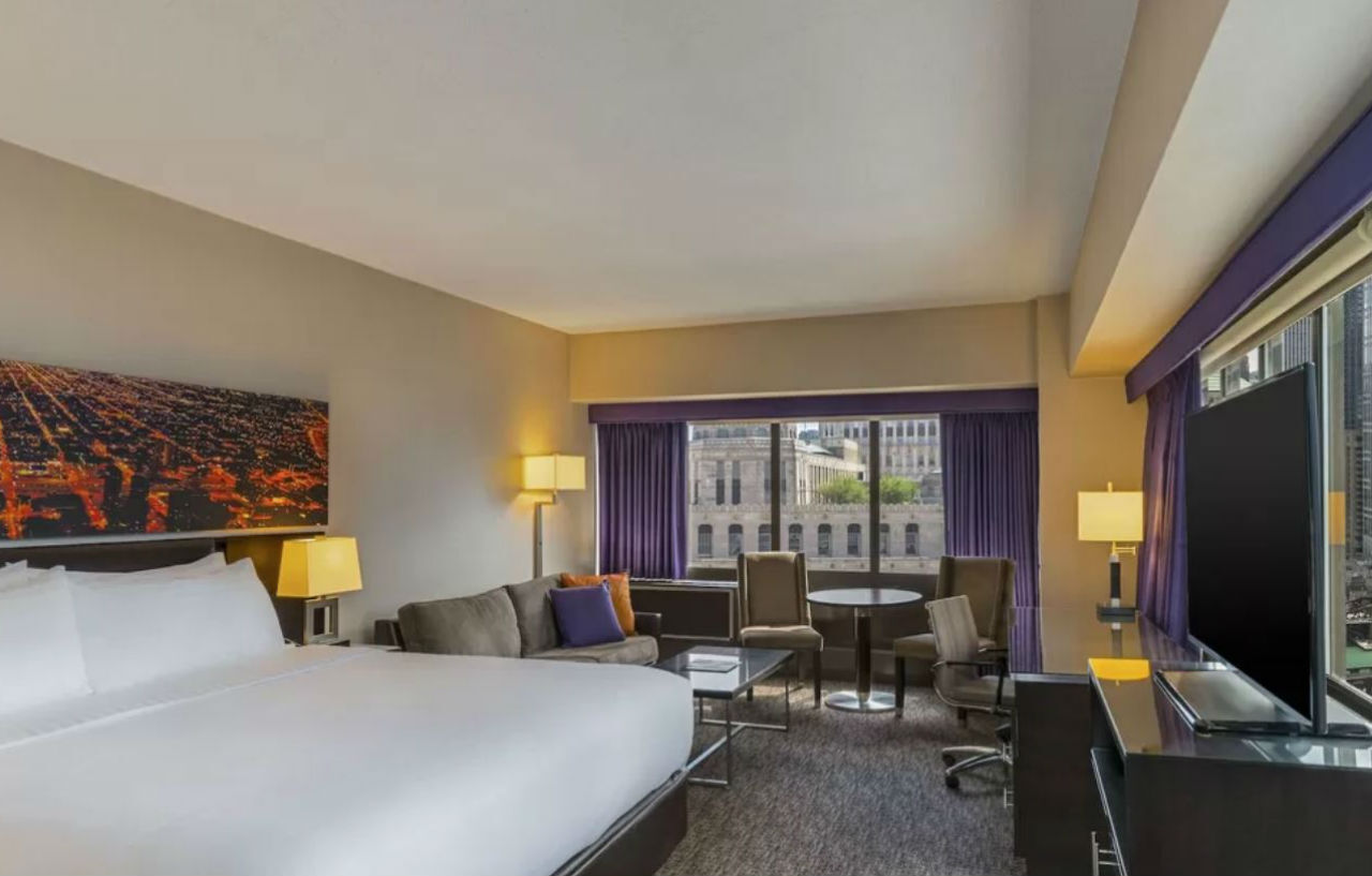 Holiday Mart Plaza River North, An Ihg 4*
