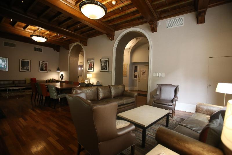 Hotel Selina Chicago