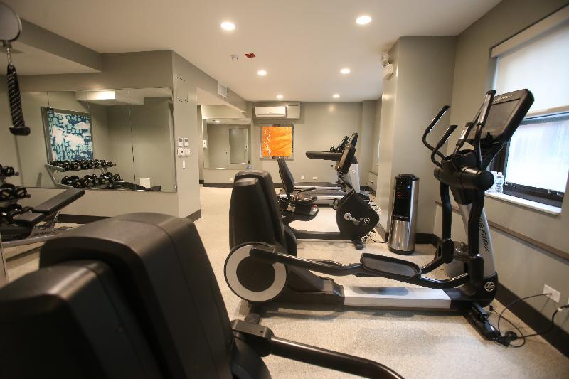 Selina Hotel 4*
