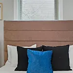 2Br Beaming & Roomy Apt Close To Shops - Springfield 2