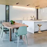 W Loop Studio W Pool Gym Lounge Nr L Chi-747
