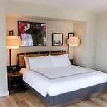 Thompson Chicago, By Hyatt