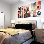 La Casa Negra Chicago A Beautiful 3Bed 2Bath
